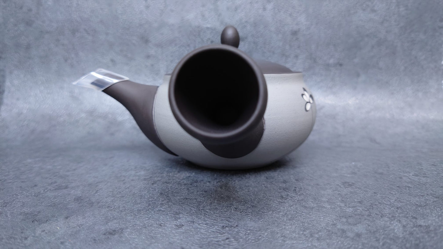 Teapot | Tokoname ware | Touyou-made | Black clay flat Maruno flower teapot 250cc