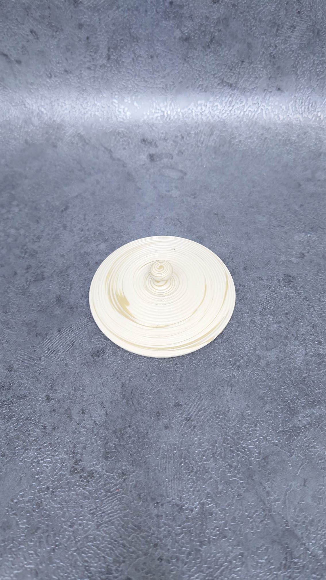 Teapot | Tokoname ware Pottery  | White and yellow kneaded round shape teapot | 240cc