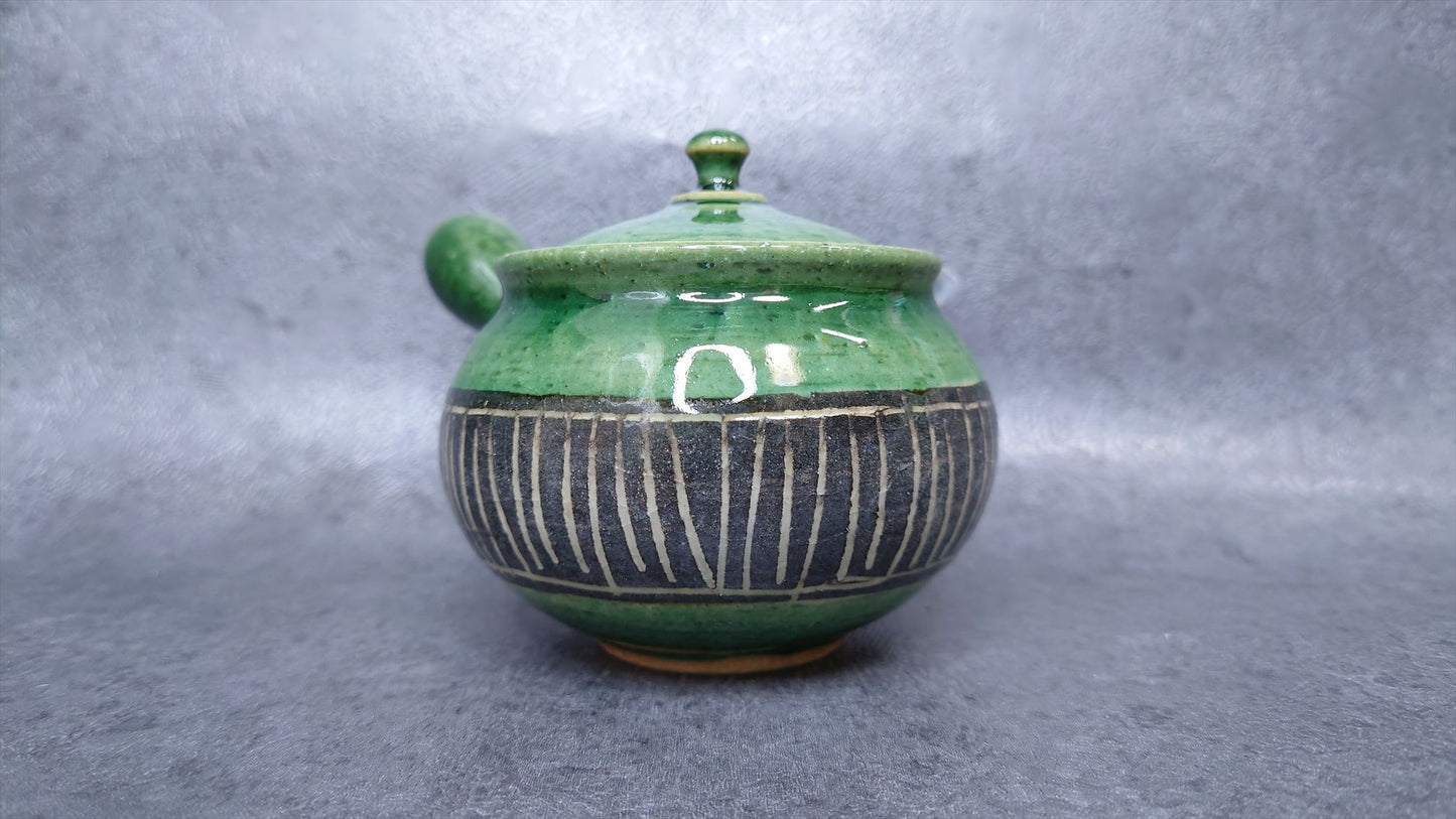 Teapot | Tokoname ware Pottery | Junzo | Oribe black makeup Togusa teapot 260㏄