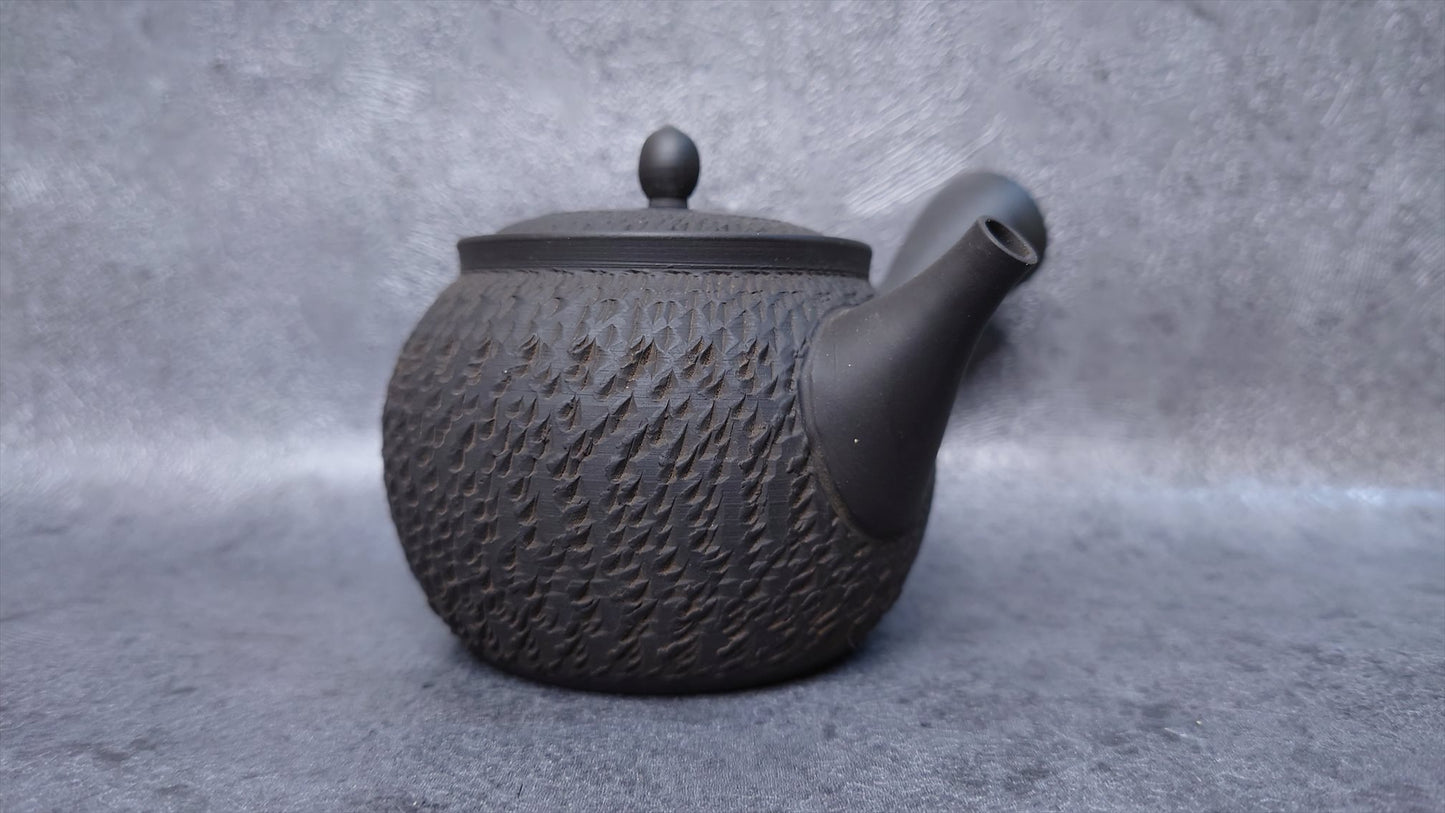 Teapot | Black | Tokoname ware | Gyokkou-made| 7.4 oz (220cc)