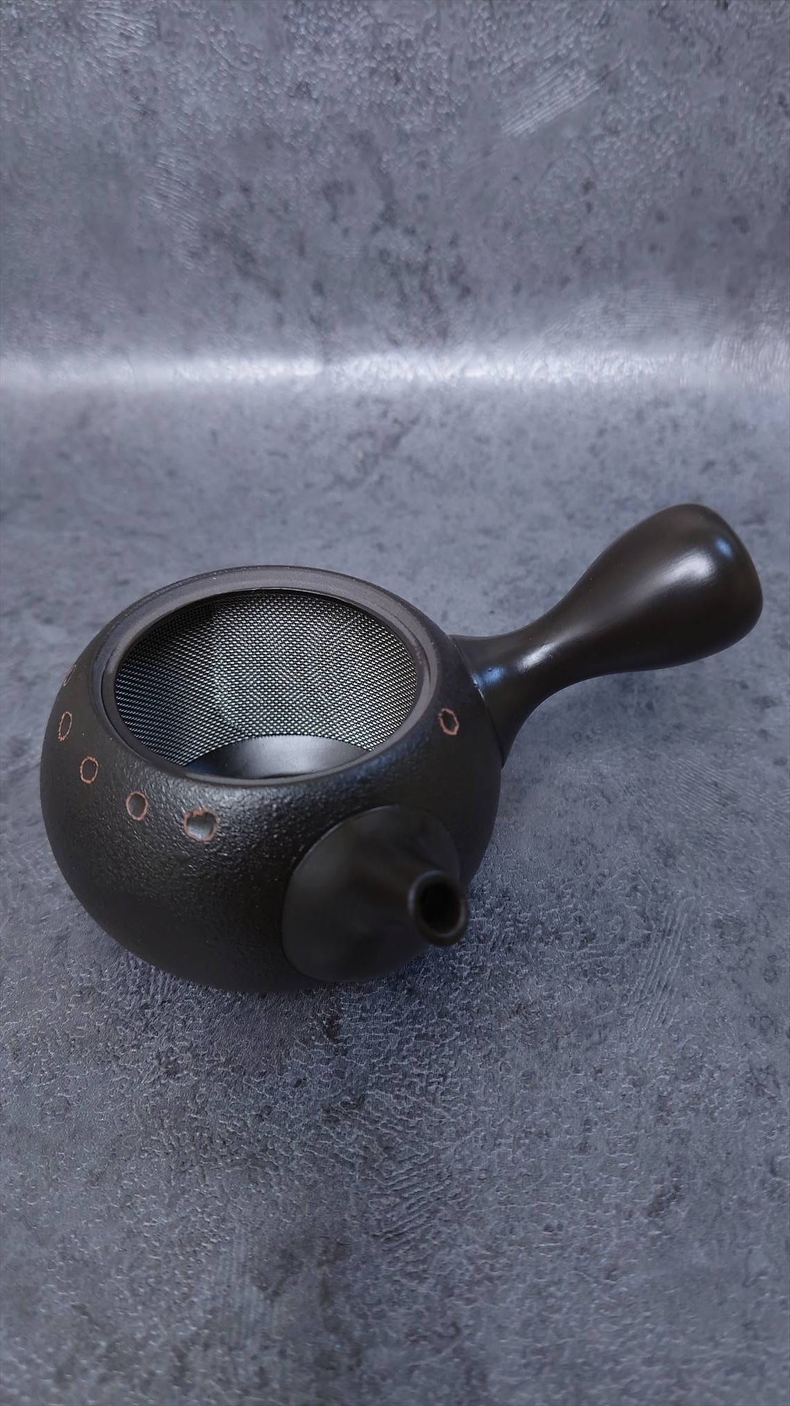 Teapot | Black mud small round black nota hammered vermillion teapot | Shunju | 6.08 oz (180cc)