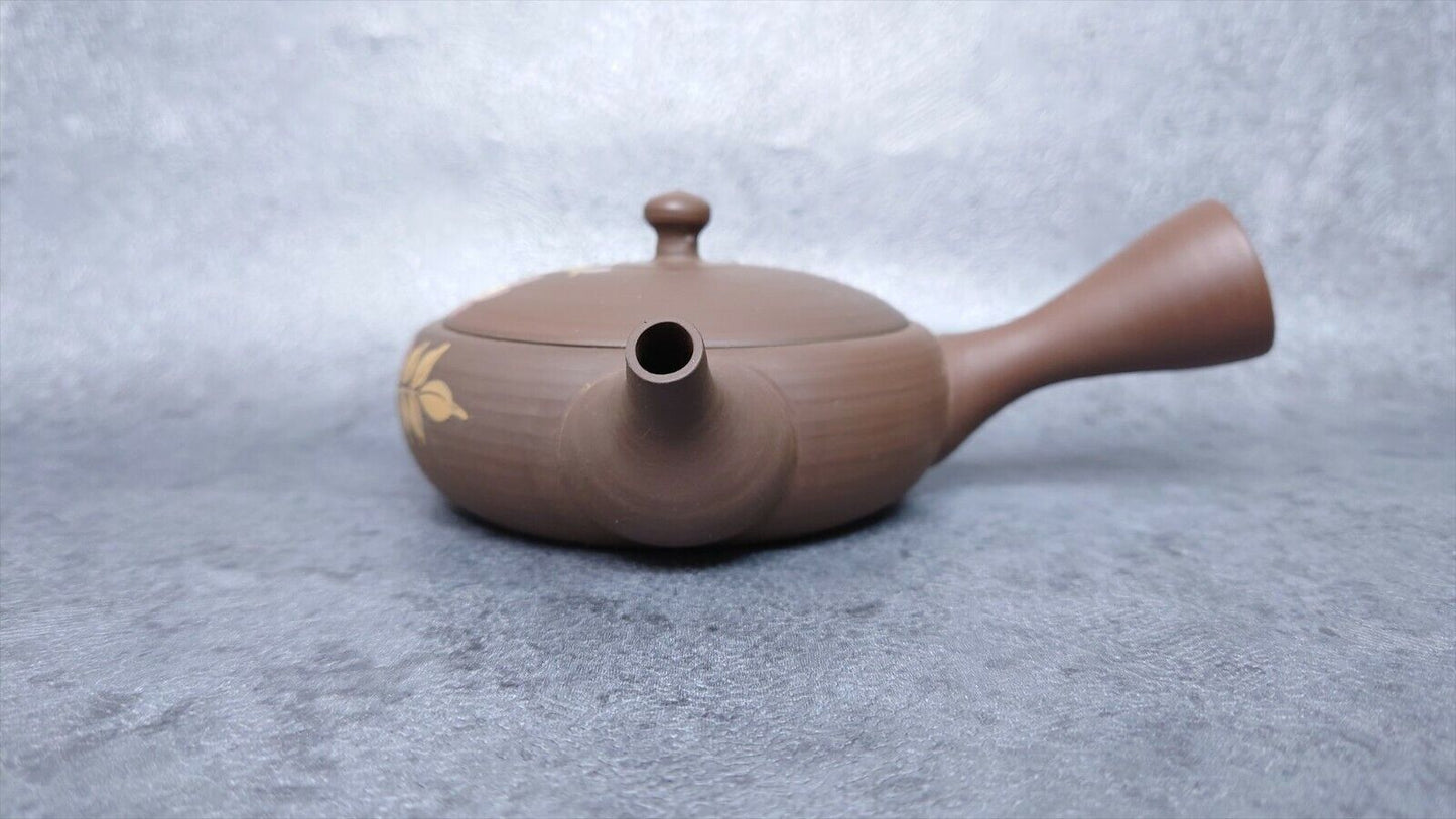 Teapot | Tokoname ware pottery | Gyokkou-made | tea extremely shallow red flower teapot 140cc