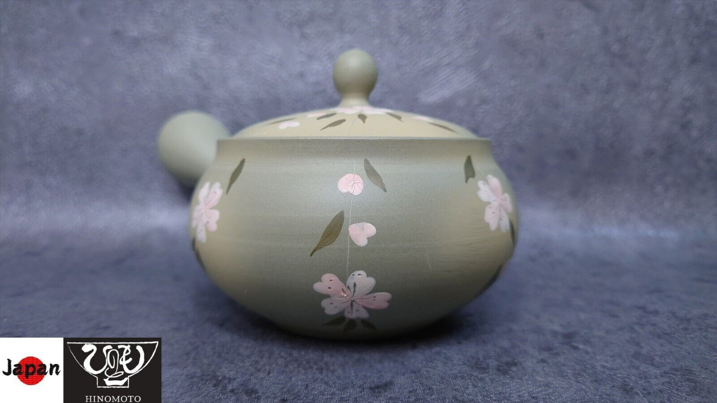 Teapot | Tokoname ware pottery | Mugwort mud weeping cherry blossom teapot 210cc